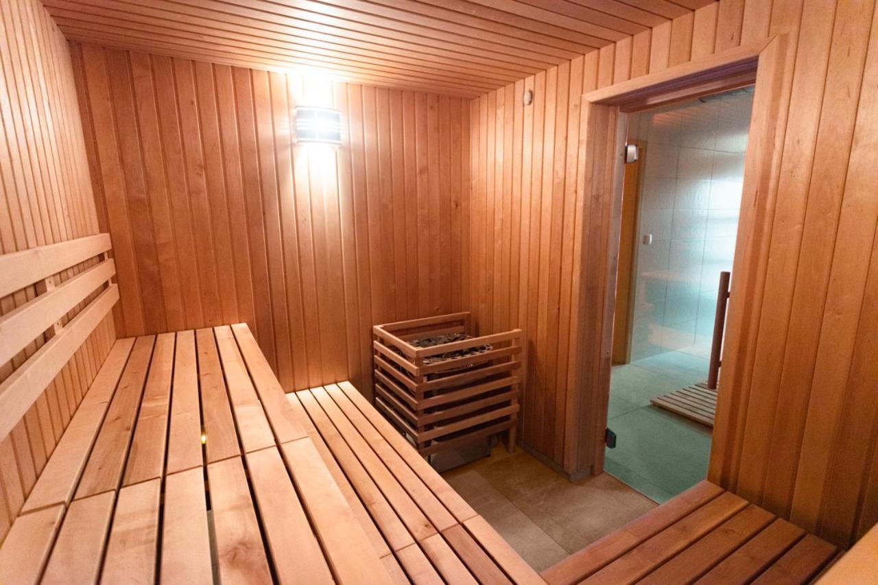 Hotel Edvard Frenštát pod Radhoštěm 外观 照片